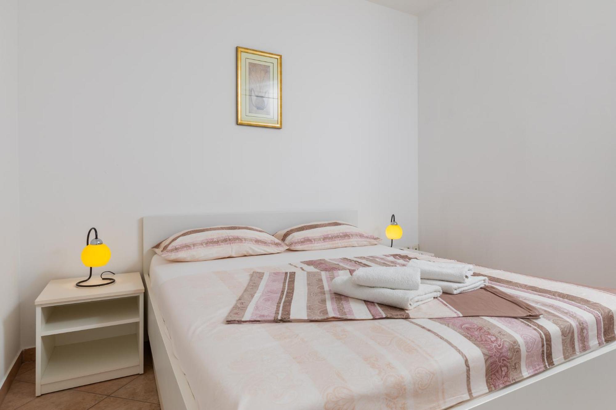 Sita Apartmani Lokva Rogoznica Exterior photo