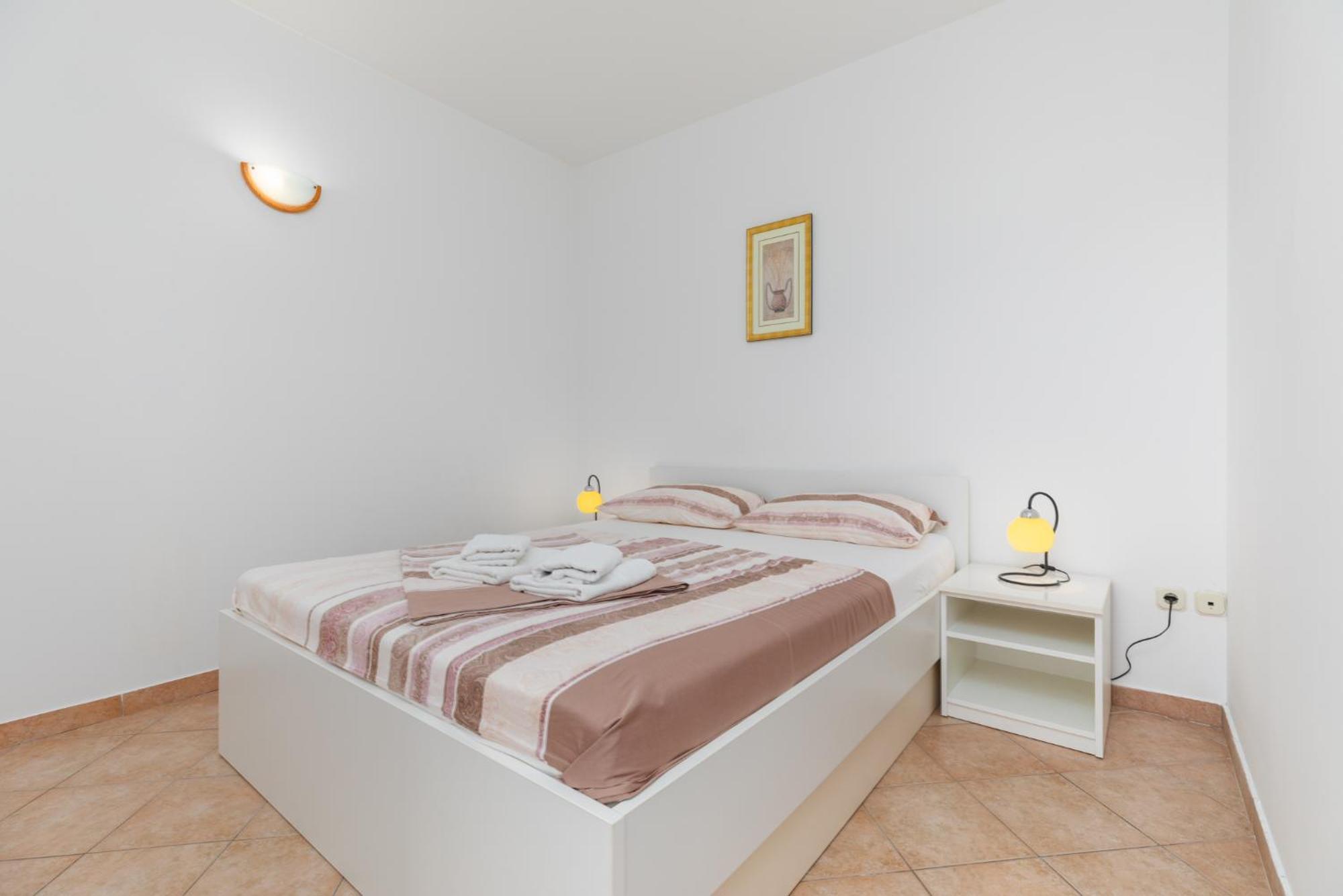 Sita Apartmani Lokva Rogoznica Exterior photo
